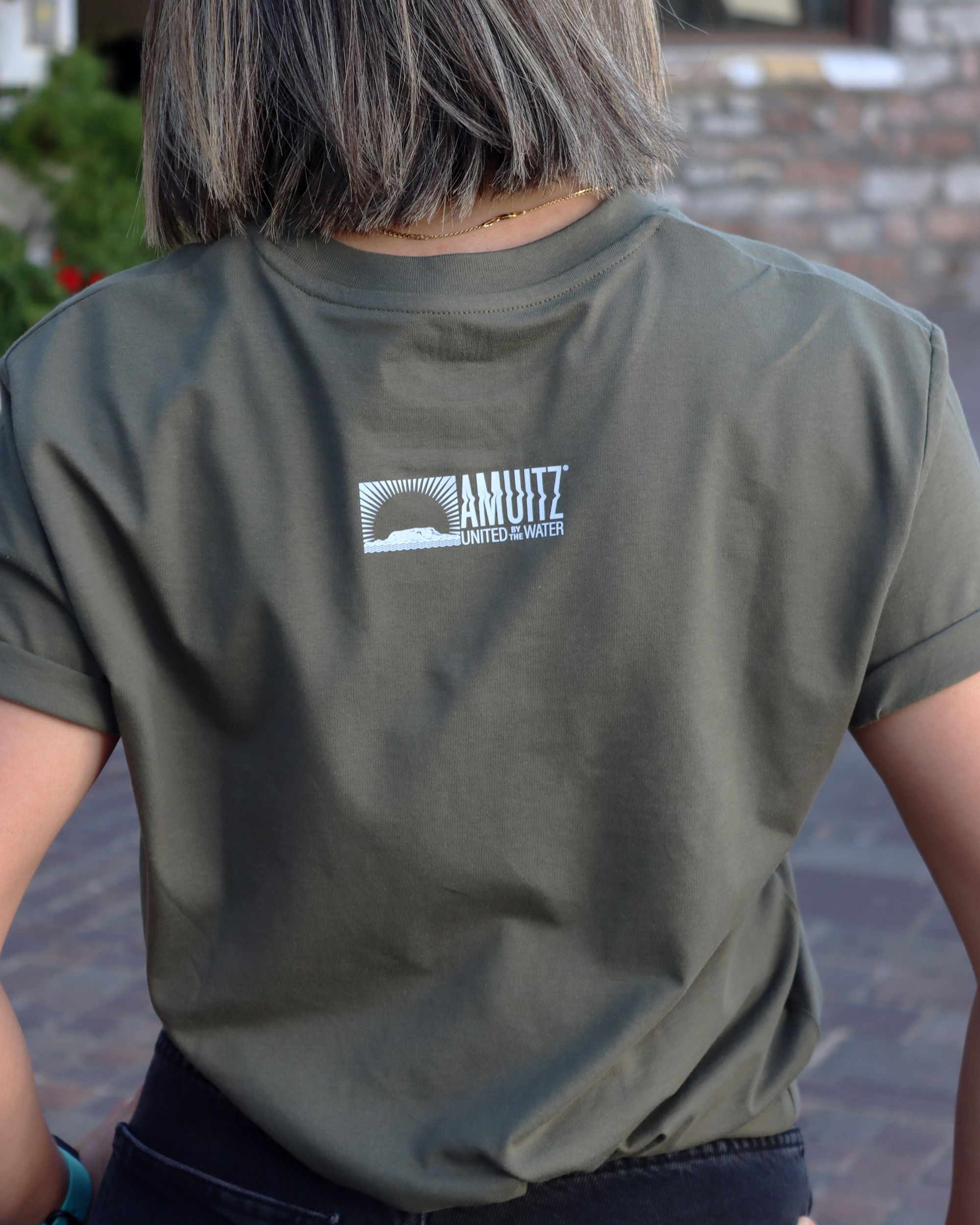 CAMISETA-AMUITZ-KAKI-02
