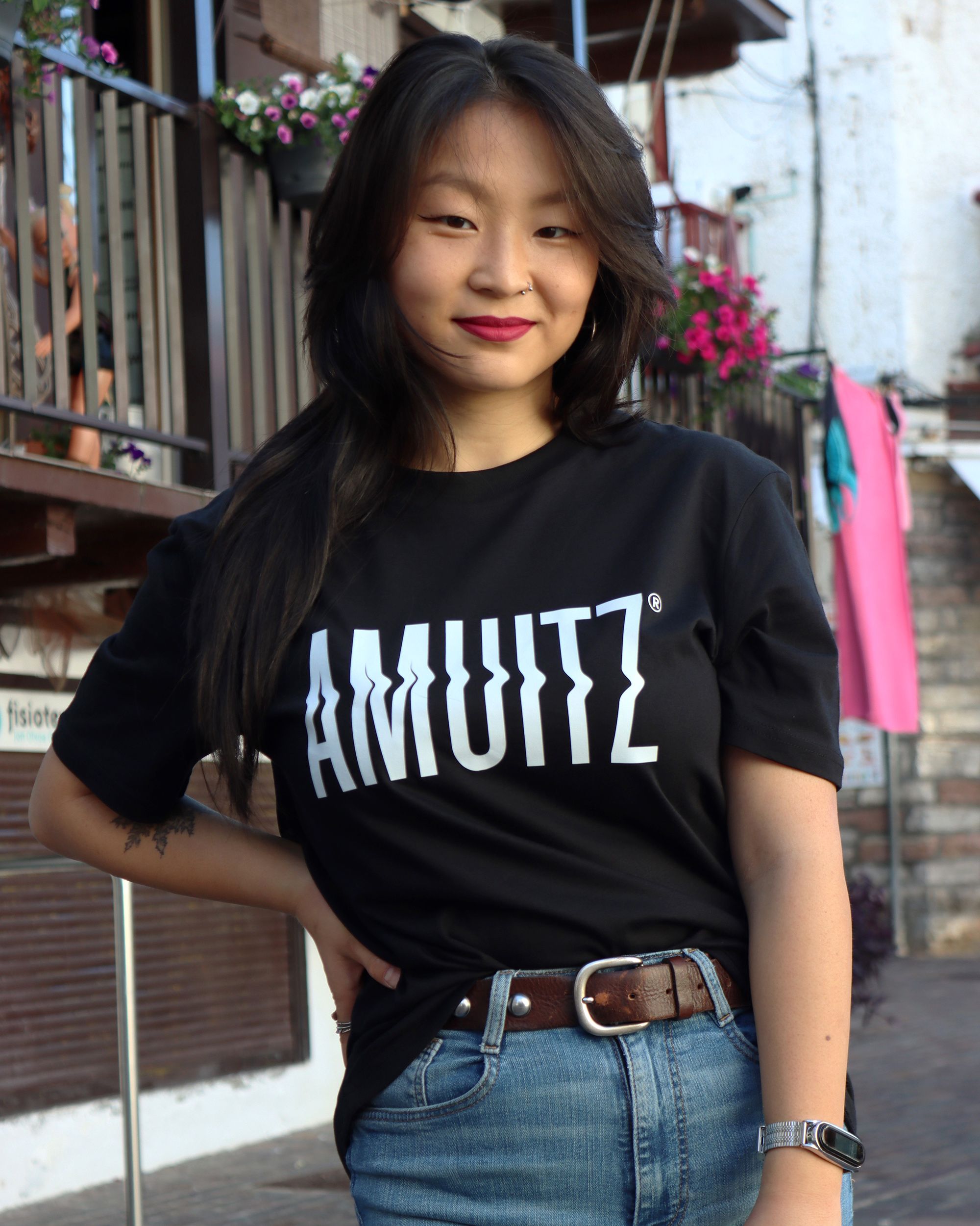 CAMISETA-AMUITZ-NEGRA-01