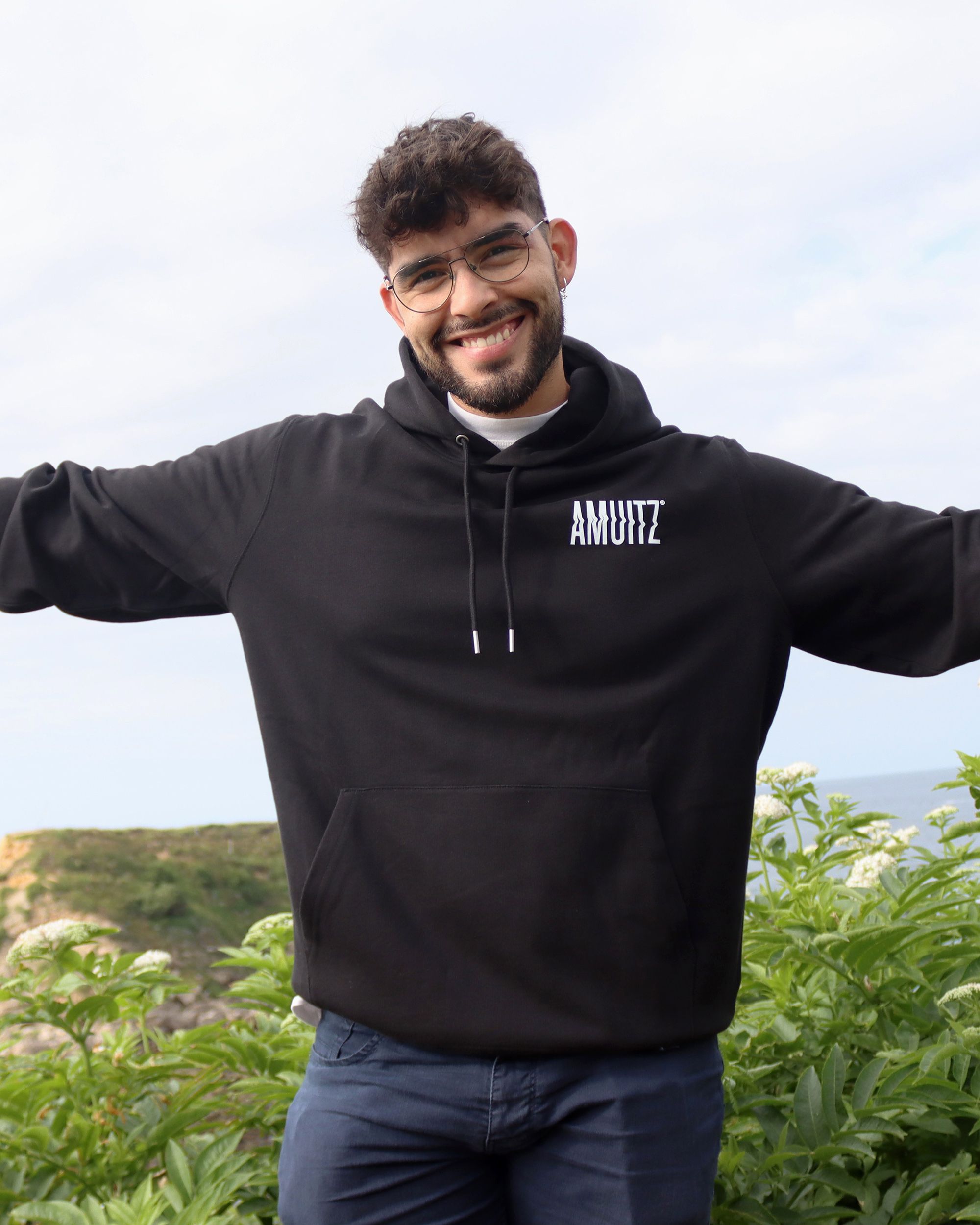 SUDADERA-AMUITZ-UNITED-NEGRA-04